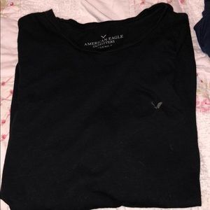 3 Men’s AEO T-shirts- Black, Navy, Dark Red